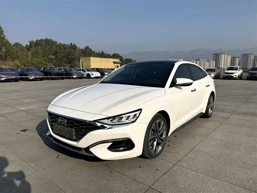 Hyundai Fista 2019 280TGDi Smart Speed Edition China V