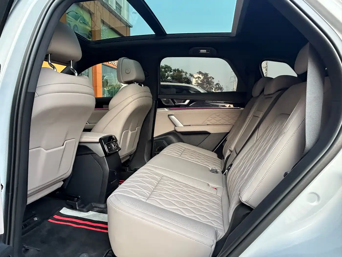 BYD Tang New Energy 2025 Smart Driving Edition DM-i 115KM Flagship фото 12