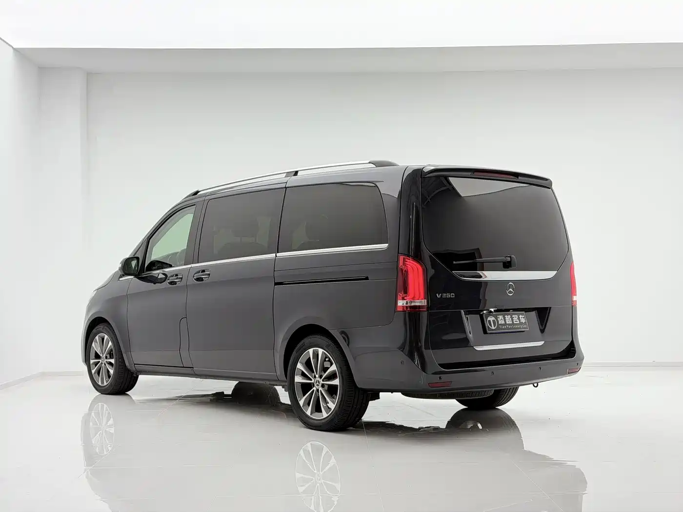 Mercedes-Benz V-Class 2021 V 260 Pilot Edition фото 5