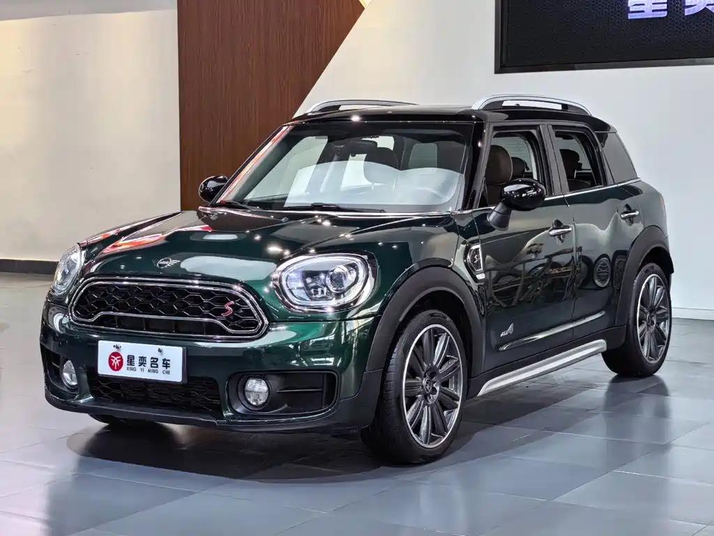 Фото 1 - MINI COUNTRYMAN