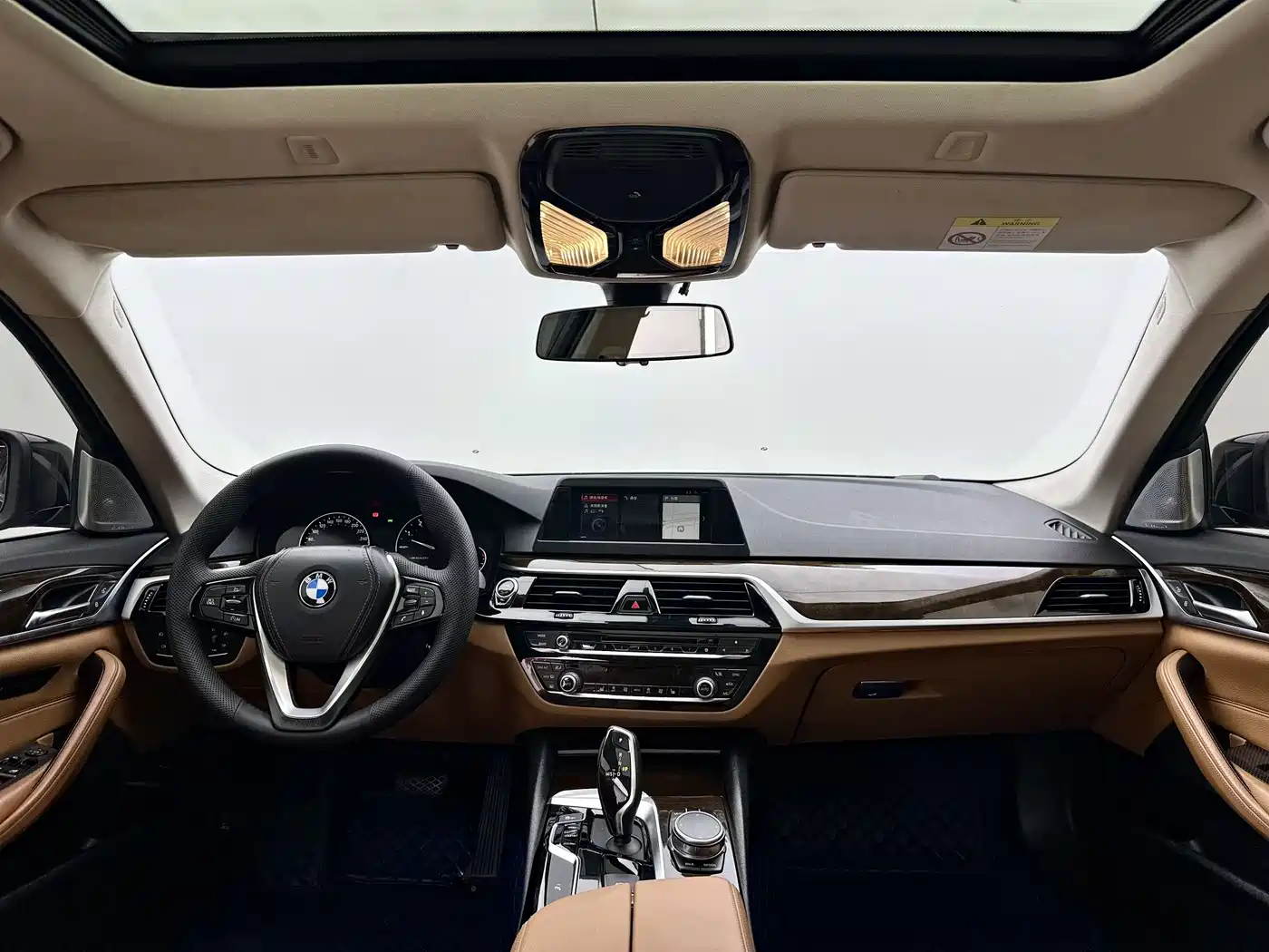 BMW 5 Series 2018 528Li Launch Special Edition фото 3