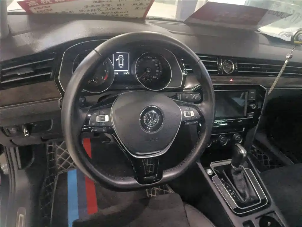 Volkswagen Magotan 2018 380TSI DSG Luxury фото 4