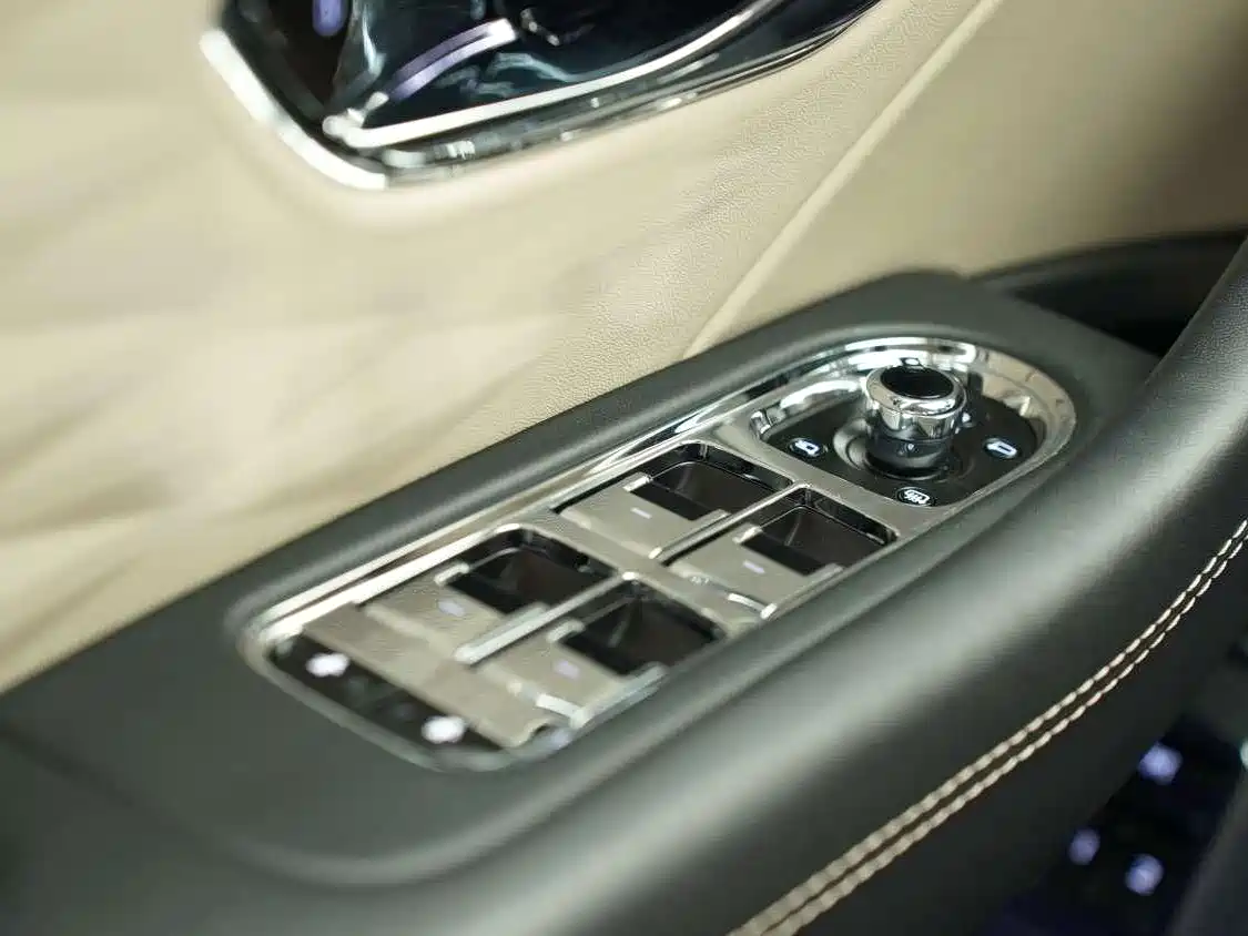 Bentley Flying Spur 2024 2024 4.0T V8 Elegance Edition