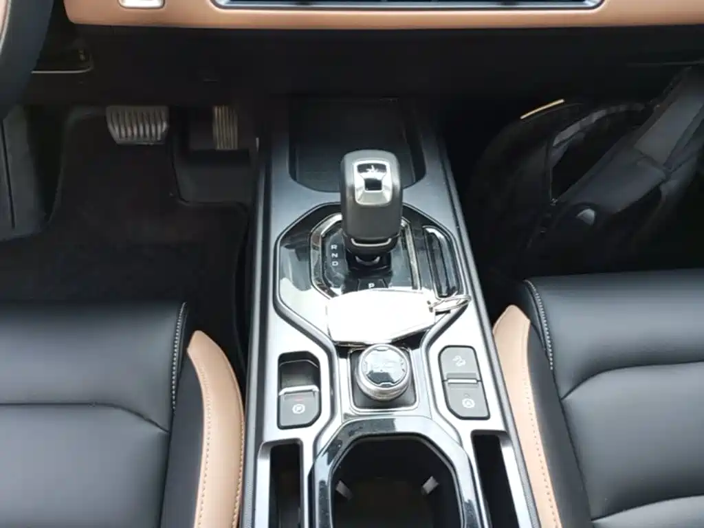 Geely ICON 2023 2023 Model 1.5TD Chocolate Deluxe Edition