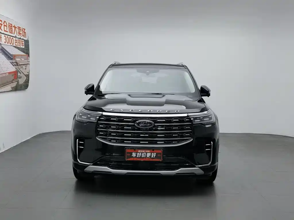 Фото 3 - Ford Explorer