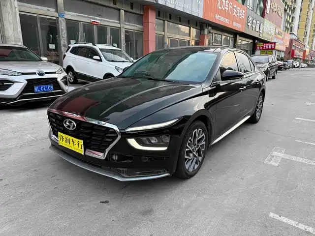 Hyundai Mistra 1.8L CVT GLX, Элит