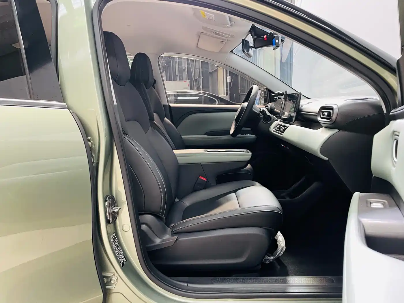 Wuling Motors Wuling Binguo PLUS 2024 2024 Model 510km Flagship Edition 4-Seater
