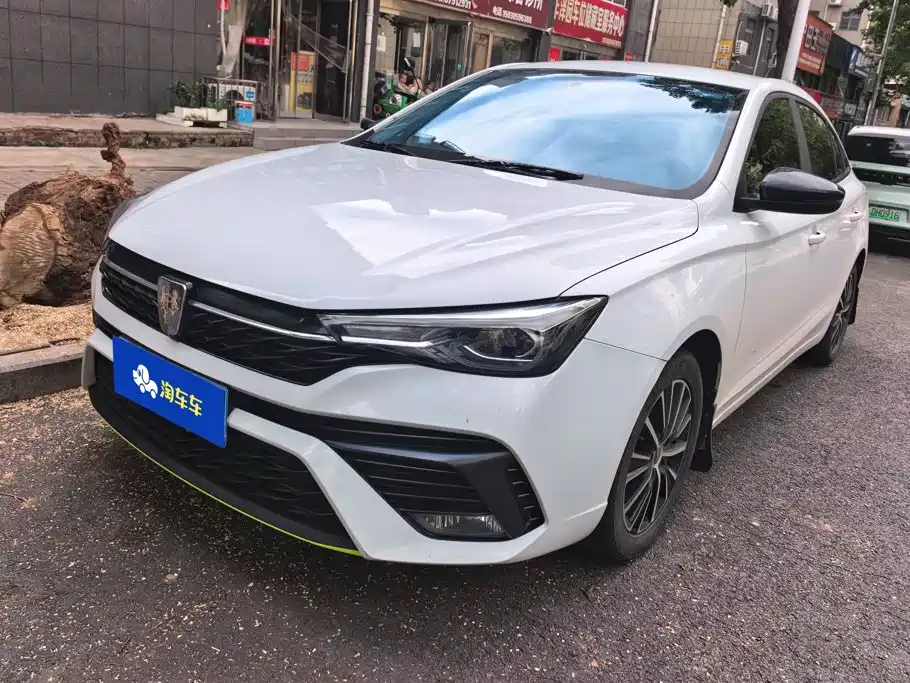Фото 1 - Roewe i5