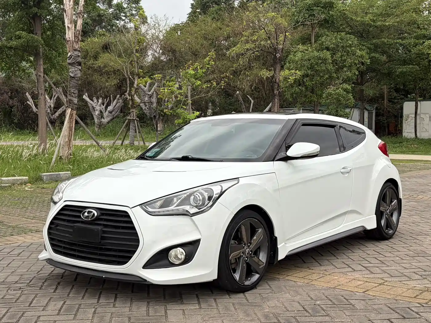 Hyundai Veloster 2012 1.6T Automatic Premium