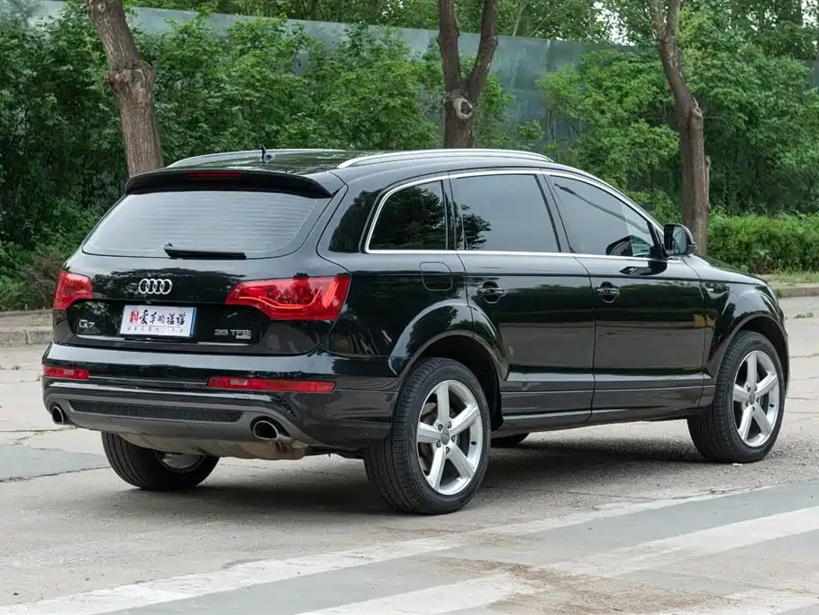 Audi Q7 2014 35 TFSI Sport фото 5