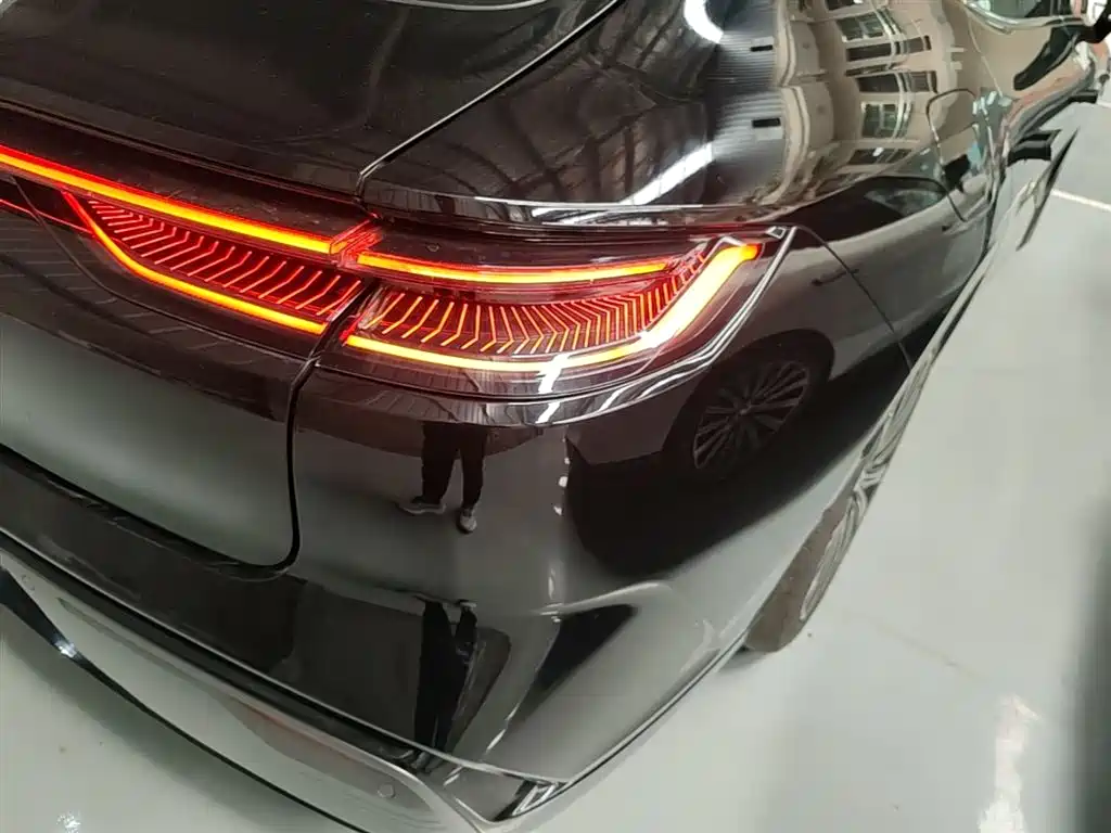 Geely Galaxy Galaxy Xingyao 8 2025 130km EM-P Starship Edition фото 8