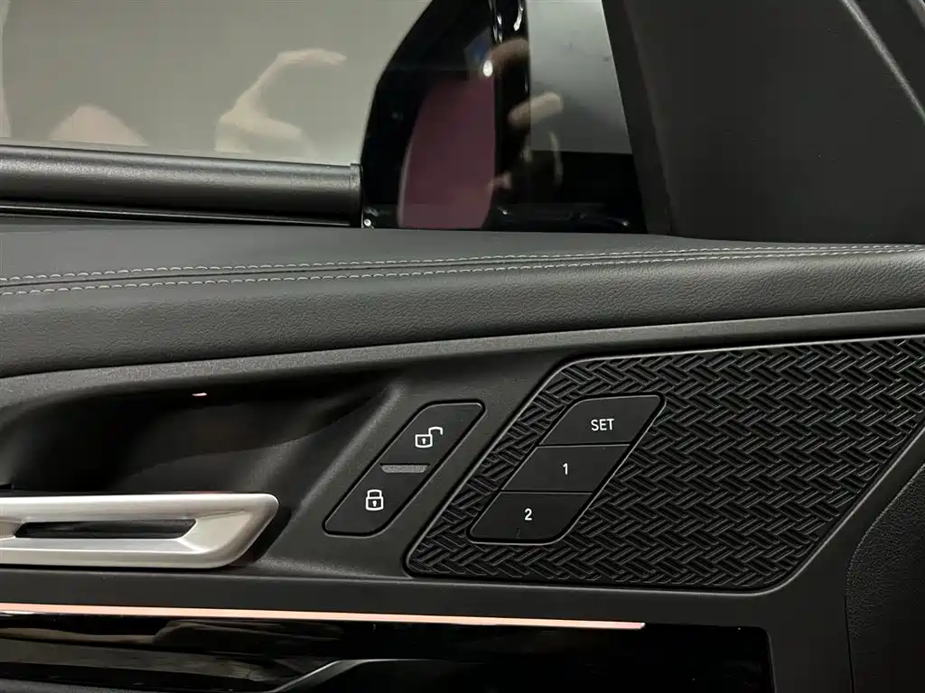 BMW X1 2023 sDrive20Li X Design Package фото 11