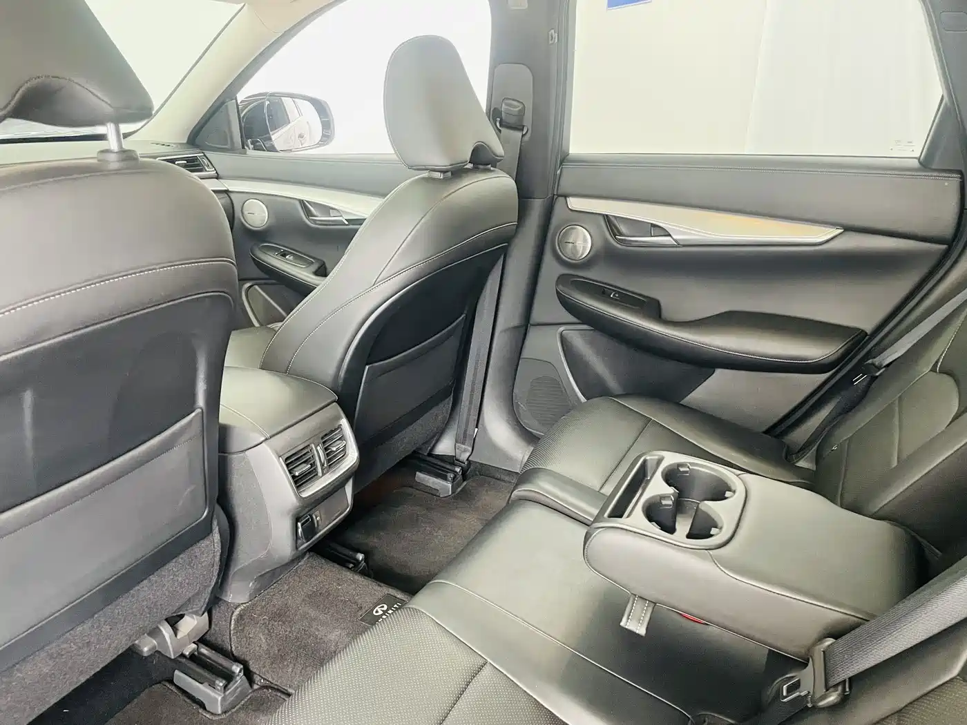 Infiniti QX50 2021 2020 Facelift 2.0T 4WD Elite Edition