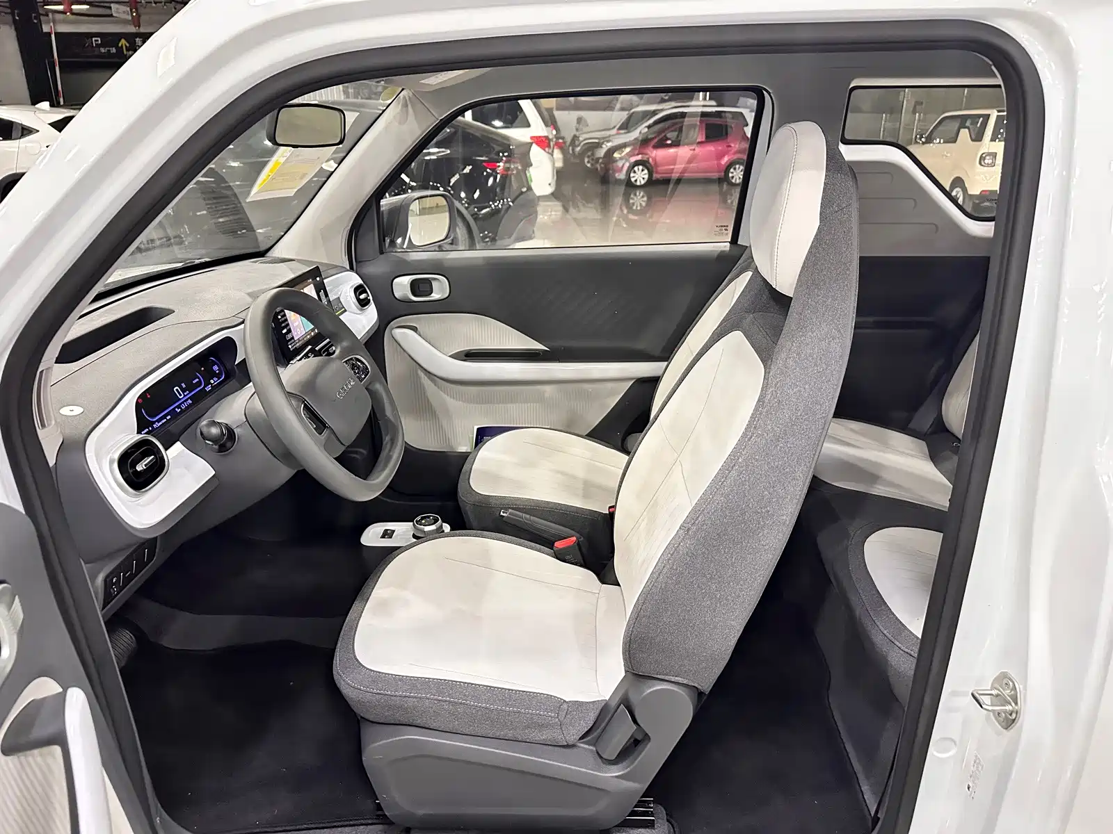 Фото 5 - Geely Galaxy Panda