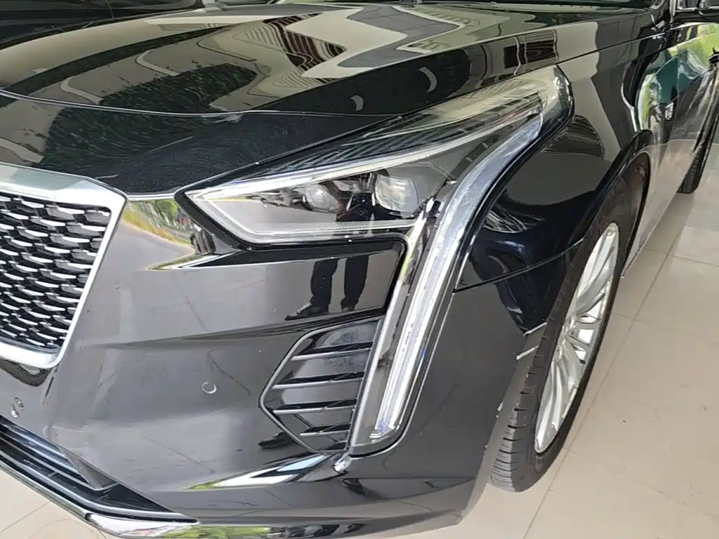 Фото 24 - Cadillac CT6