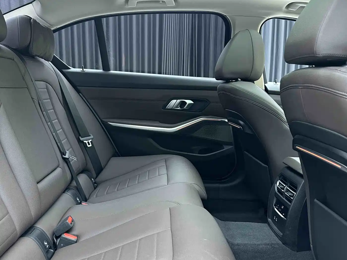 BMW 3 Series 2020 325Li Launch Edition фото 15