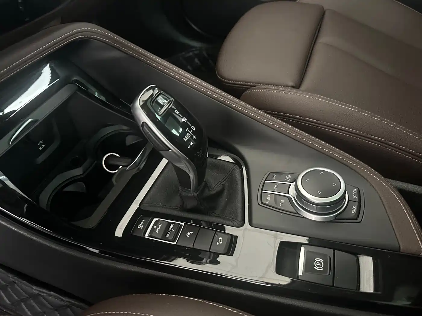 BMW X1 2021 Facelift xDrive25Li Premium фото 18