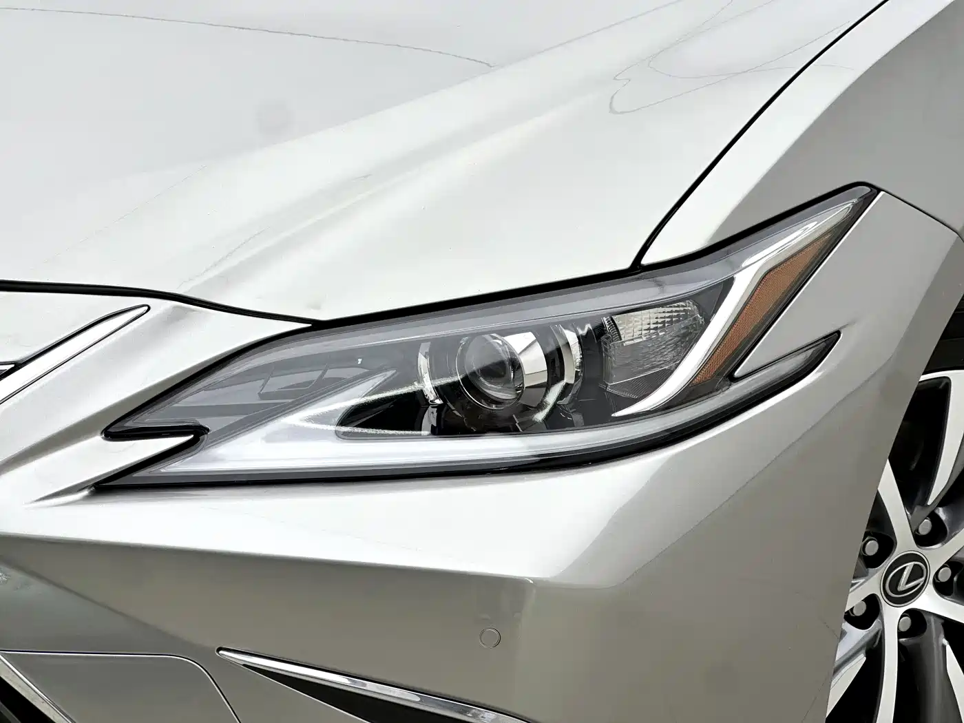 Lexus ES 2020 200 Excellence фото 15