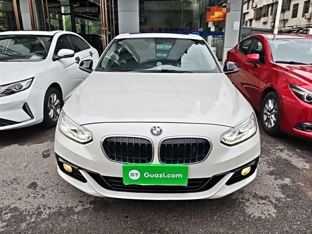 BMW 1 Series 2017 120i Design Package фото 3
