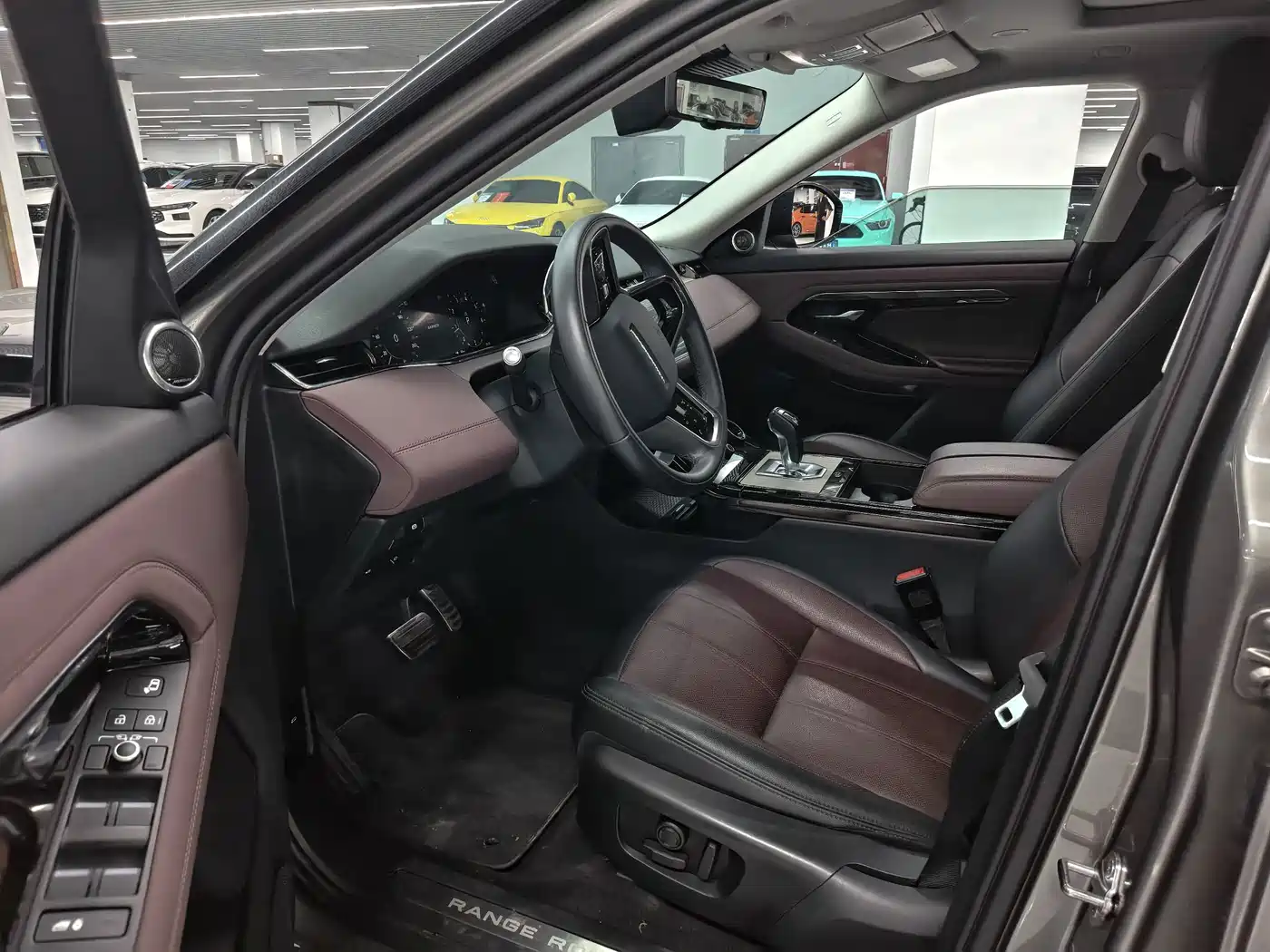 Фото 4 - Land Rover Range Rover Evoque
