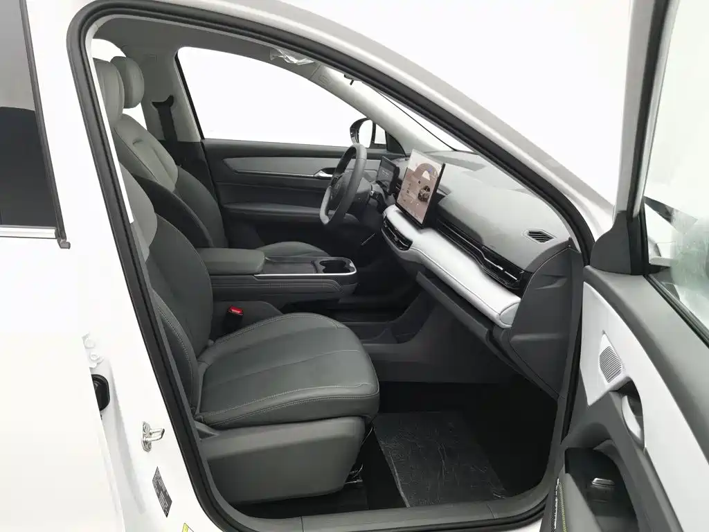 Besturn Yueyi 03 2026 2025 Model 445km Joy Edition