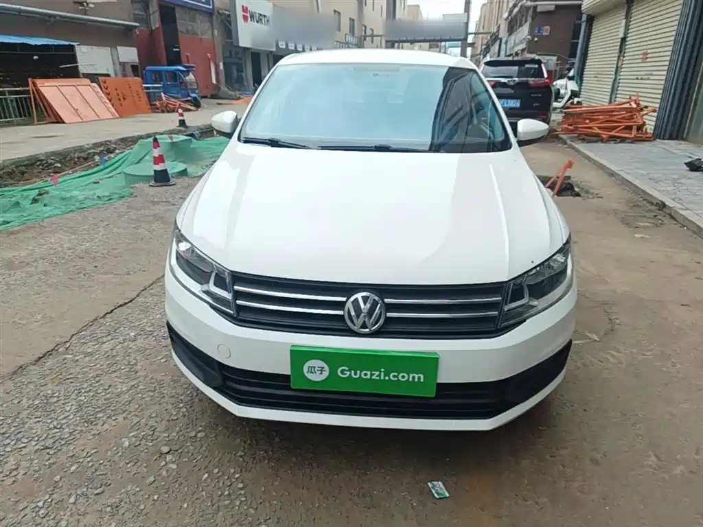Volkswagen Santana 2016 1.6L Manual Trend Edition фото 3