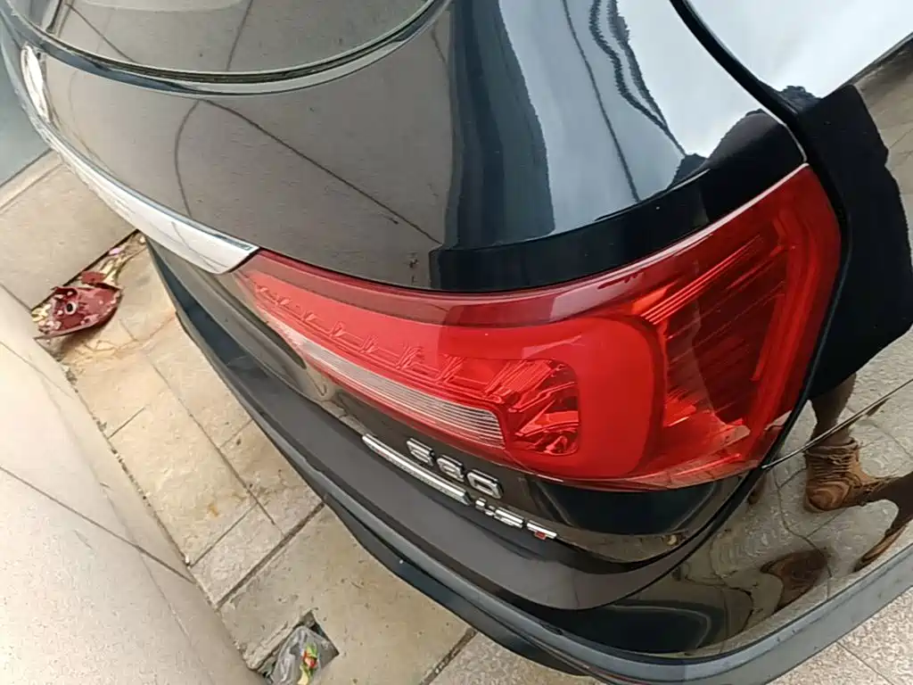 Dongfeng Fengguang Fengguang 580 2016 2016 Model 1.5T Manual Luxury Version