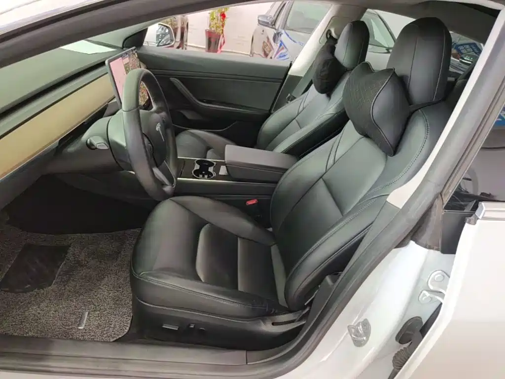 Tesla Model 3 2020 2020 Facelift Standard Range RWD Upgrade