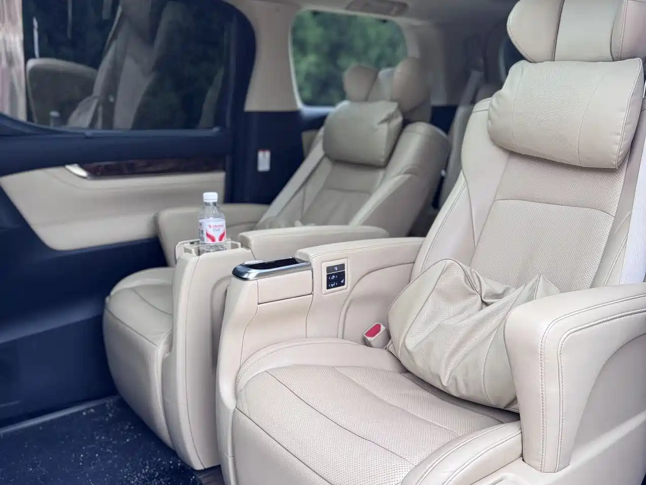 Toyota Alphard 2018 Facelift 3.5L Luxury Edition фото 8