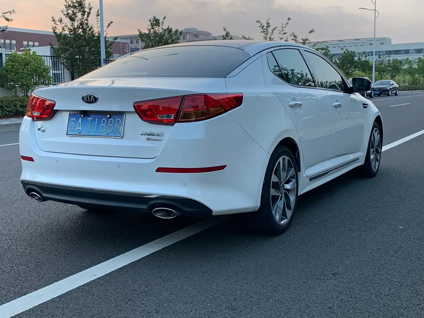 Kia K5 2014 2.0L Automatic LUXURY фото 4