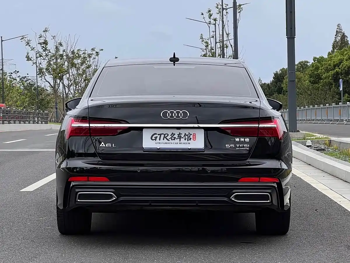 Фото 11 - Audi A6L