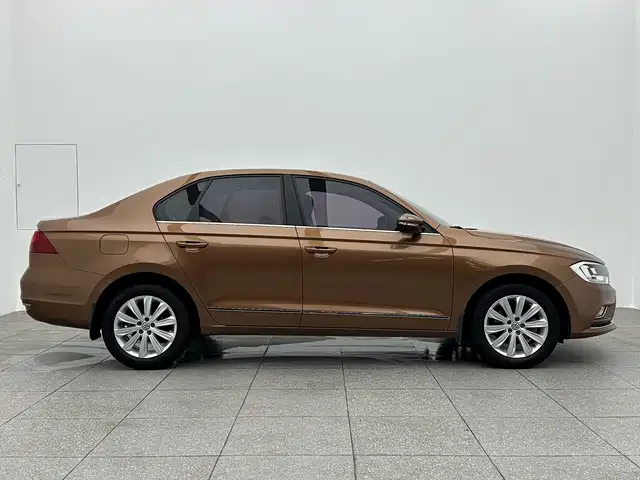 Volkswagen Bora 2018 1.5L Automatic Comfort фото 7