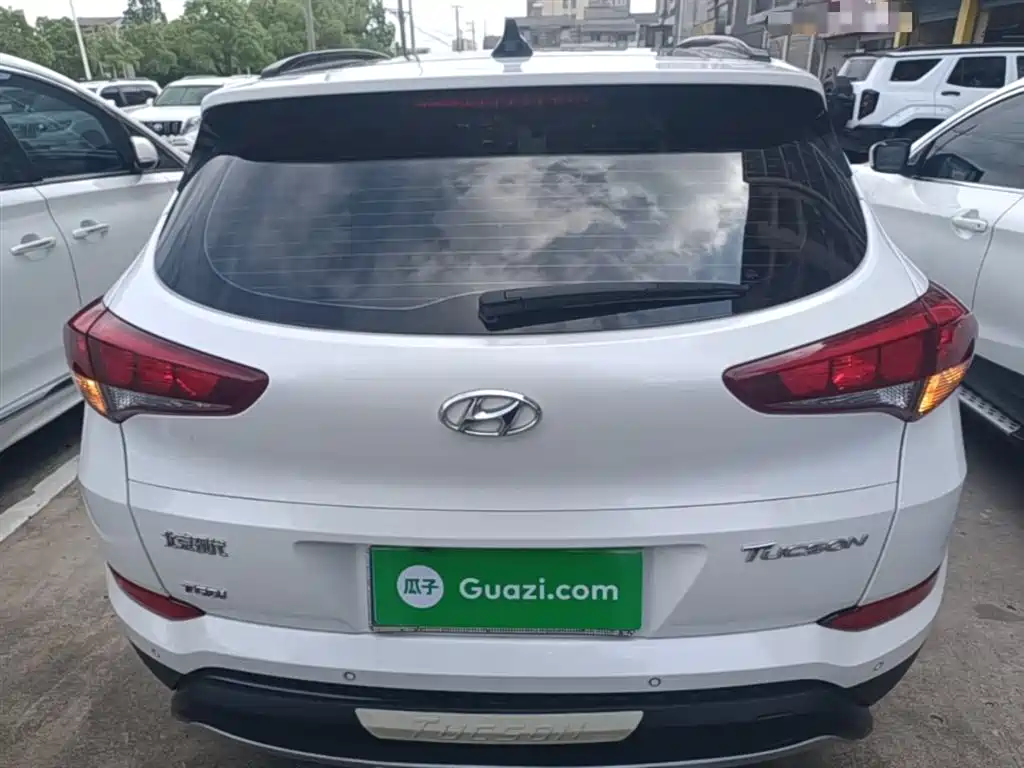 Hyundai Tucson 2015 1.6T Dual Clutch 2WD Smart фото 6