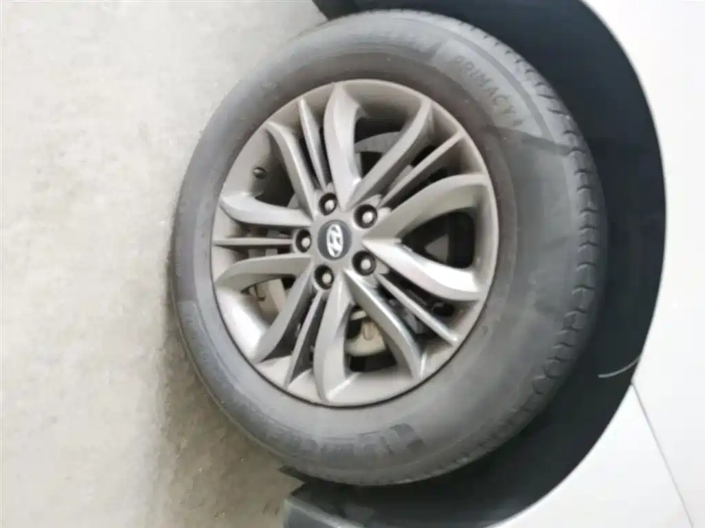 Hyundai Beijing Hyundai ix35 2013 2.0L Auto 2WD Smart GLS China IV фото 14