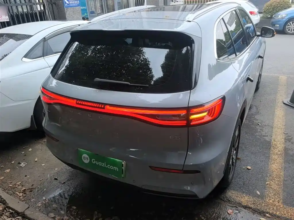 Geely Galaxy Galaxy E5 2024 530km Starship Edition фото 7
