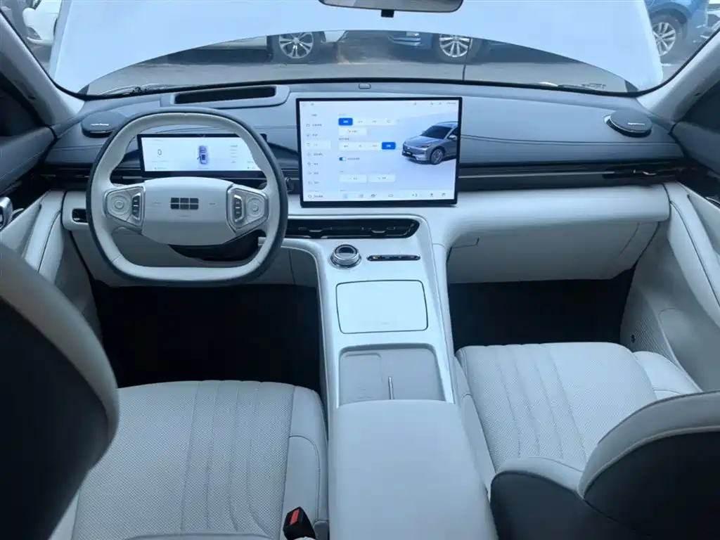 Geely Galaxy Galaxy E5 2024 530km Starship Edition фото 10