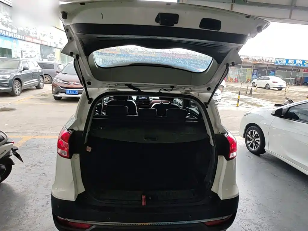 JAC Motors Refine S3 2016 2017 1.5L Manual Luxury Smart