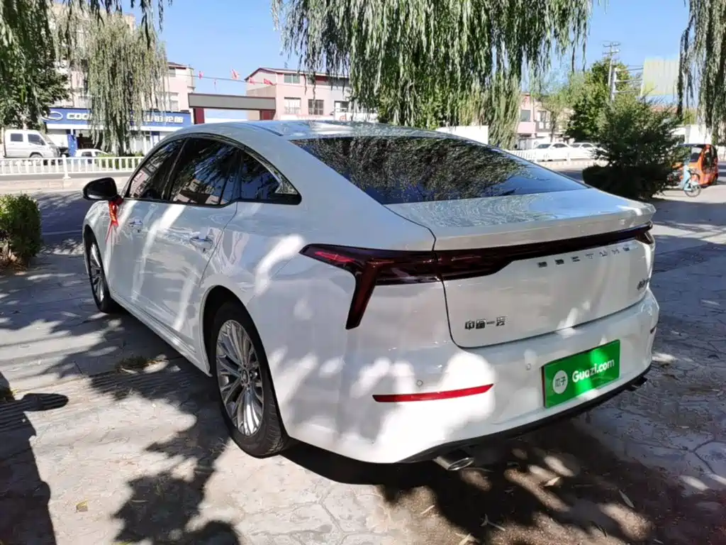 Фото 5 - Besturn B70