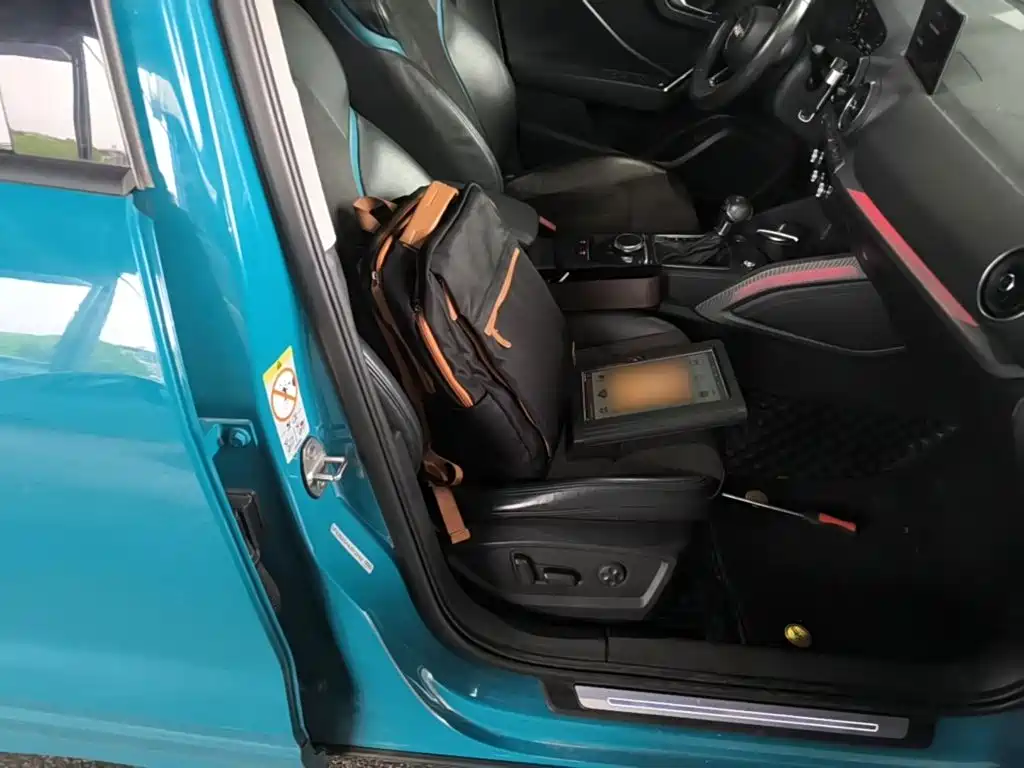 Фото 25 - Audi Q2L