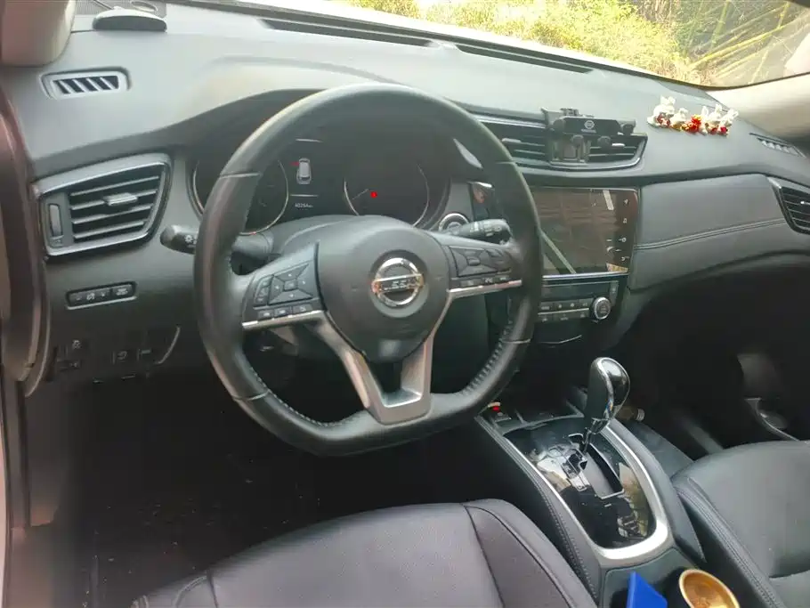 NISSAN QIJUN