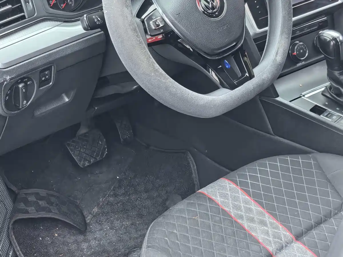 Volkswagen Lamando, миниатюра 9