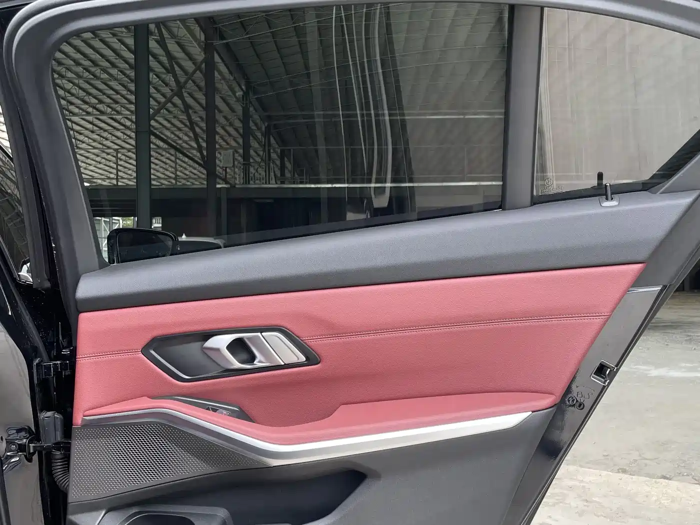BMW 3 Series 2023 320Li M Sport Package фото 21
