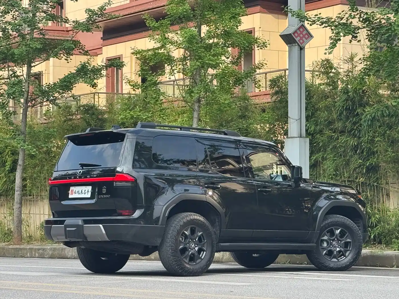 Lexus GX 2024 OVERTRAIL Summit Edition фото 15