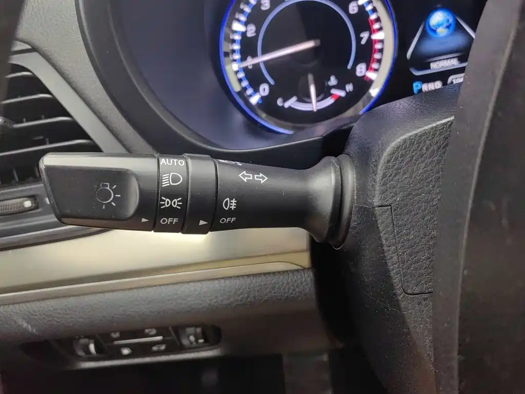 Changan CS95 2018 2017 2.0T 2WD Intelligent Expansion Edition