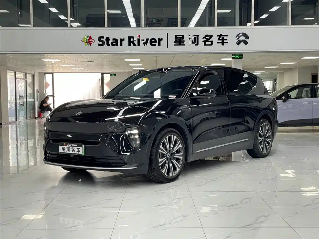 NIO ES8 2023