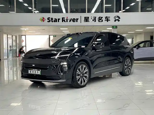 NIO ES8 100kWh, Представительский