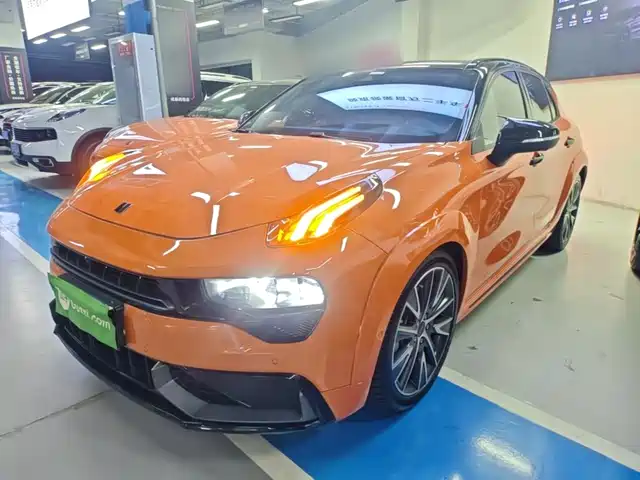 Lynk & Co 02 Hatchback 2.0TD Halo