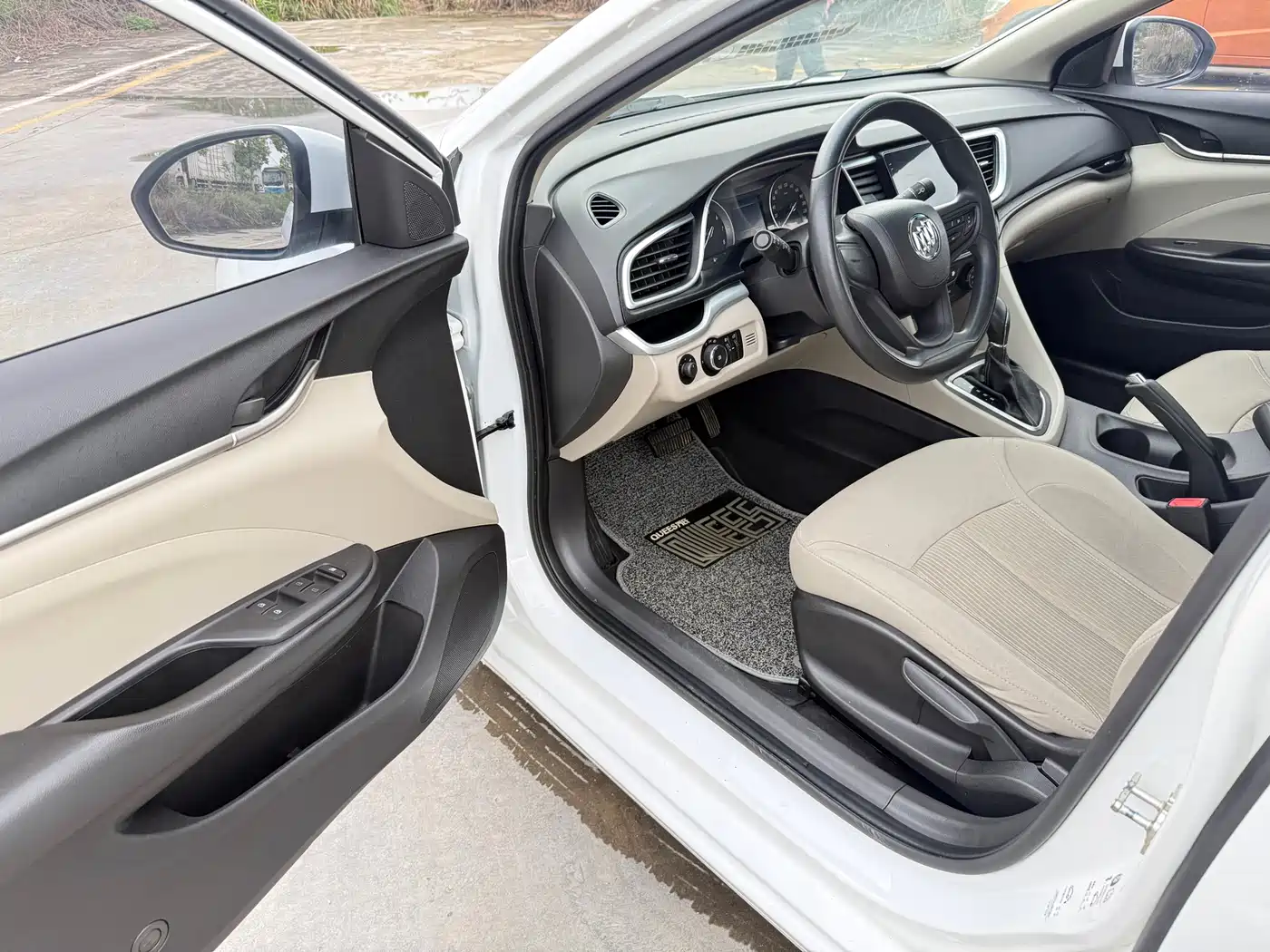 Buick Excelle 2015 15N Automatic Elite фото 8