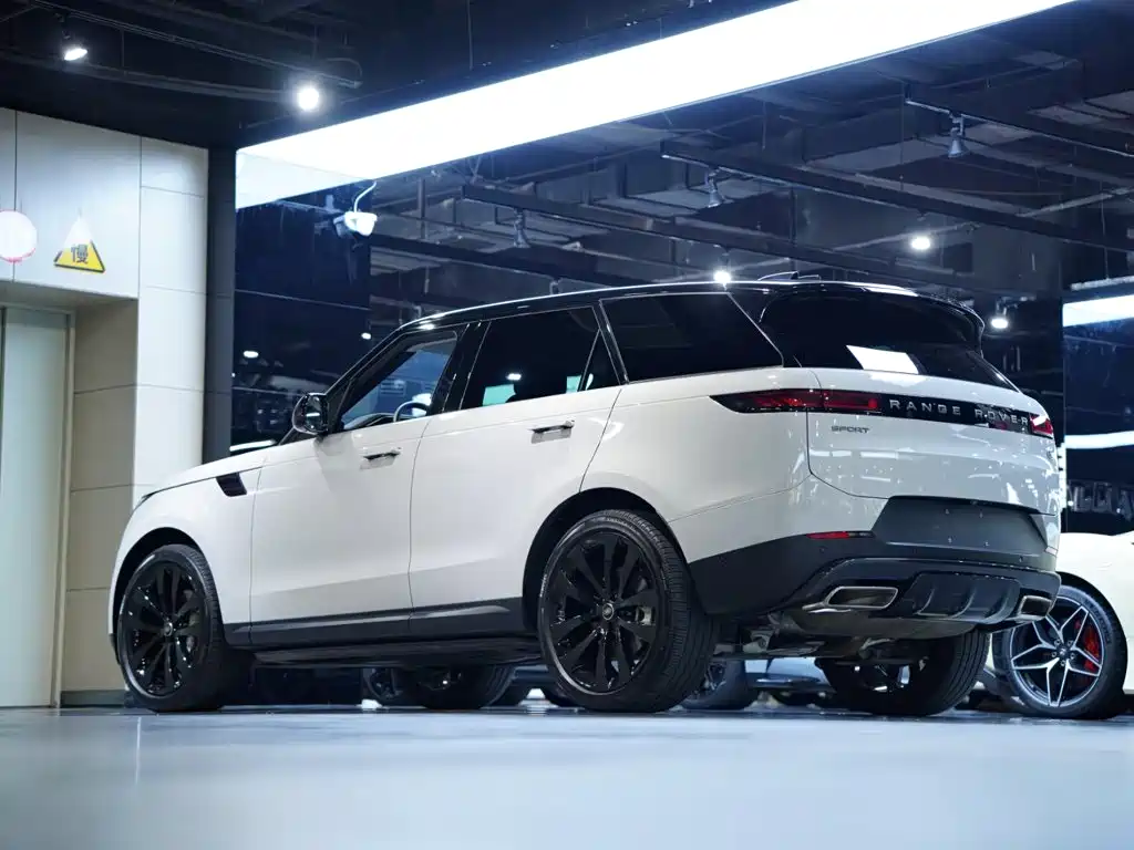 Land Rover Range Rover Sport 2025 2025 360PS S