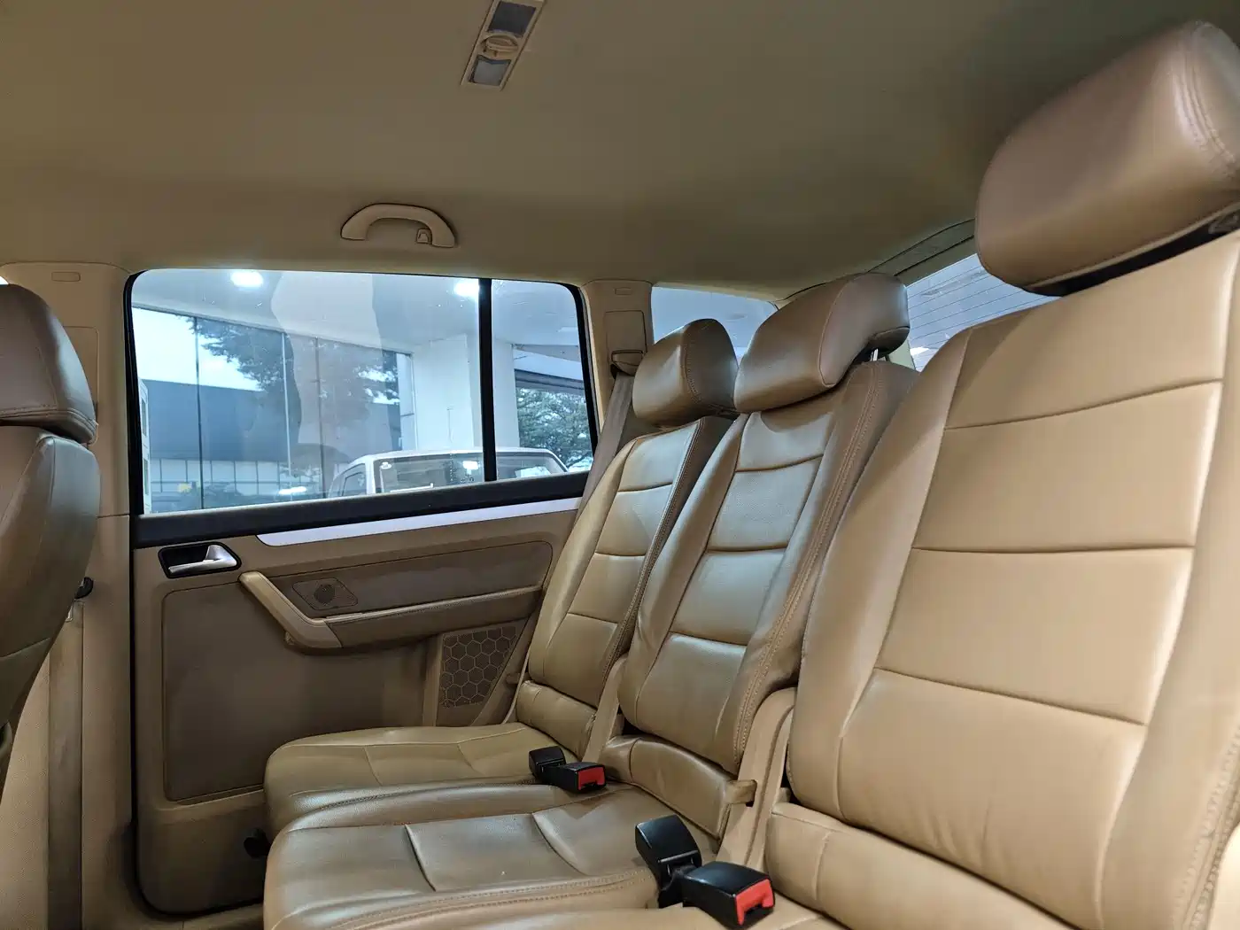 Volkswagen Touran 2011 1.4T Manual Smart Style 5-seater фото 22